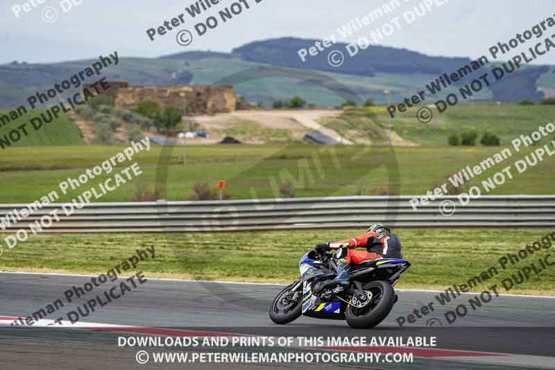 cadwell no limits trackday;cadwell park;cadwell park photographs;cadwell trackday photographs;enduro digital images;event digital images;eventdigitalimages;navarra;no limits trackdays;peter wileman photography;racing digital images;trackday digital images;trackday photos